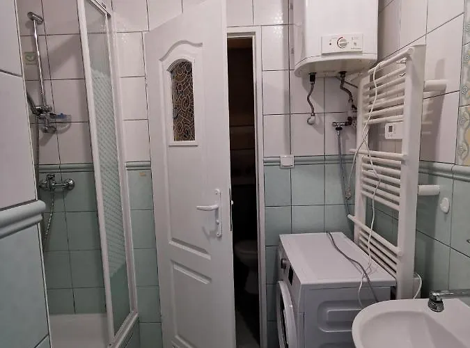 Poddasze Kolo Zamczyska * Rydzyna